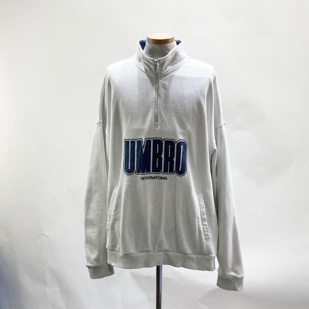 엄브로 2023 남성오버핏 하프집업맨투맨 110 