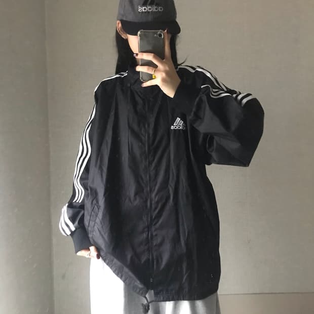 아디다스 90s 블랙 오버핏 바람막이