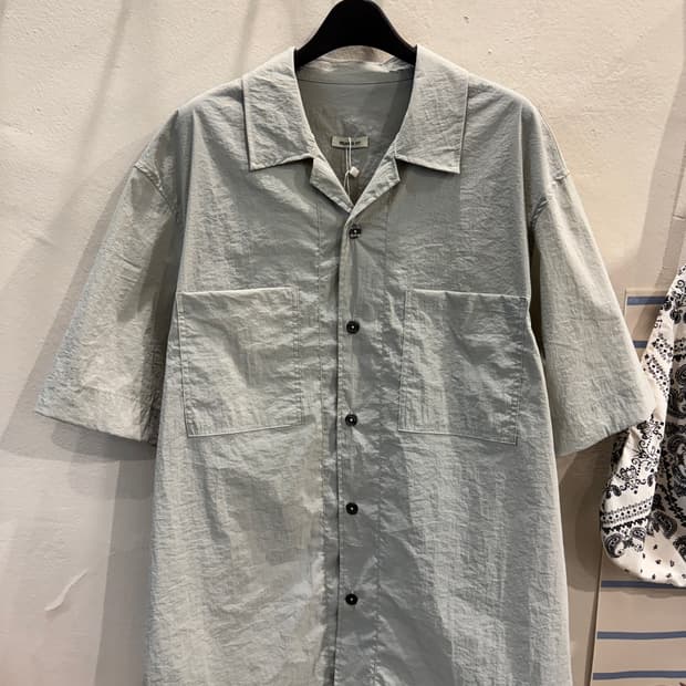 바스락 릴렉스핏 캠퍼셔츠(애쉬민트)