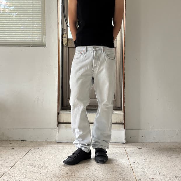Levi’s 501 아이스 그레이 데님 팬츠