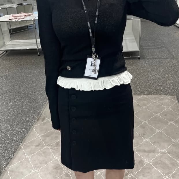 벨리아르 컷아웃 미디스커트 (cut out midi skirt)