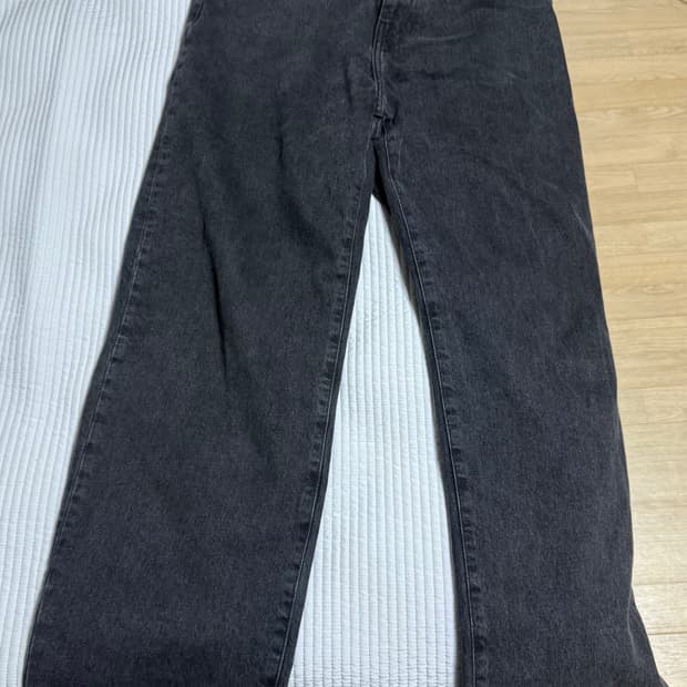 칼하트wip 랜든팬츠 흑청 30사이즈