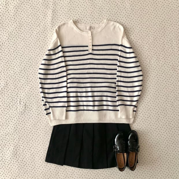 Logosdays 네이비 스트라이프 여리 니트
