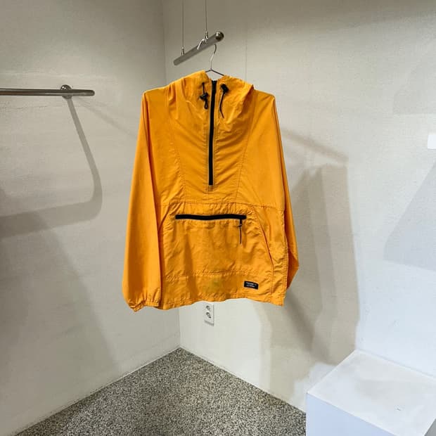 엘엘빈 아노락 바람막이