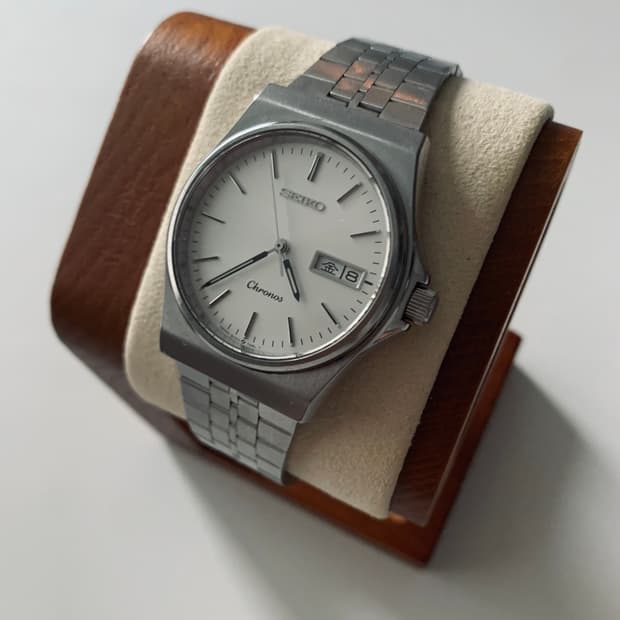세이코 Seiko 쿼츠 크로노스 데이데이트
