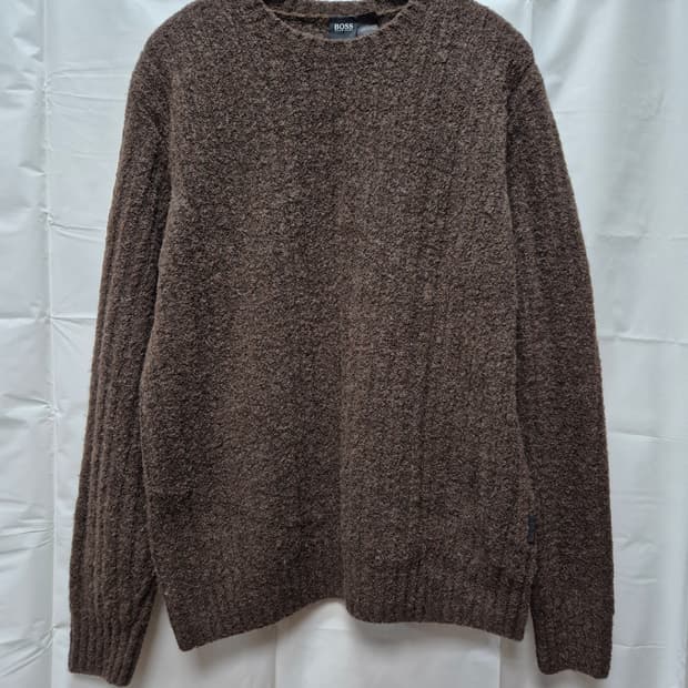 휴고보스 모헤어 니트