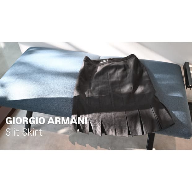 GIORGIO ARMANI Pleats Slit Skirt