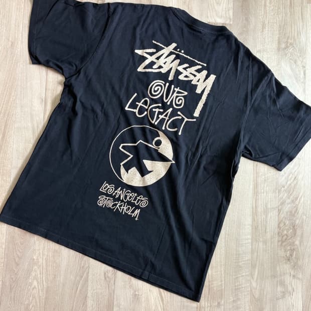 스투시 x 아워레가시 서프맨 피그먼트 다이드 티셔츠 블랙