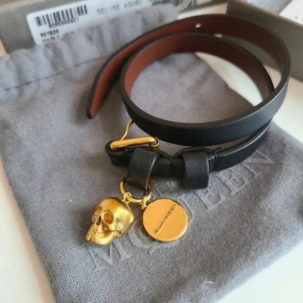알렉산더맥퀸 스컬 가죽팔찌 