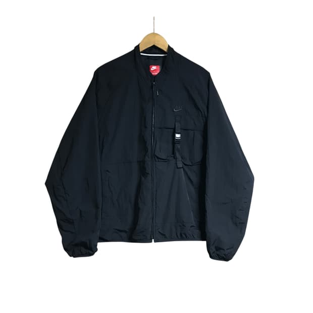 나이키 테크 검정 바람막이