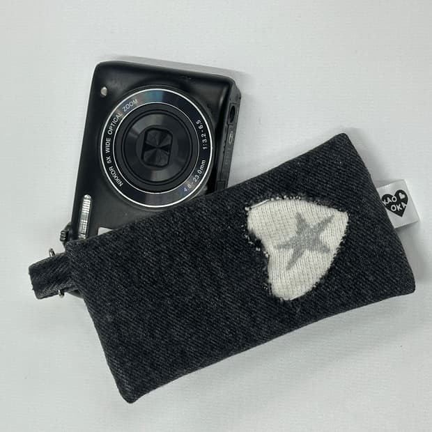 Y2K 흑청 데님 핸드메이드 그레이별 립 키링 파우치