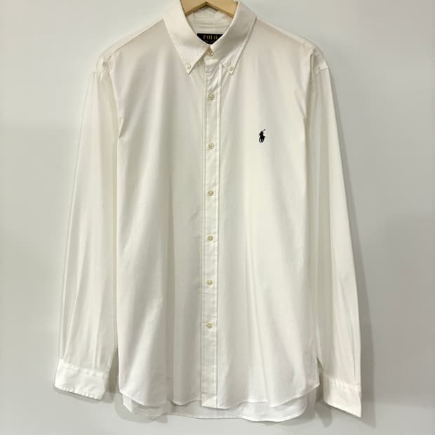 폴로 화이트 셔츠