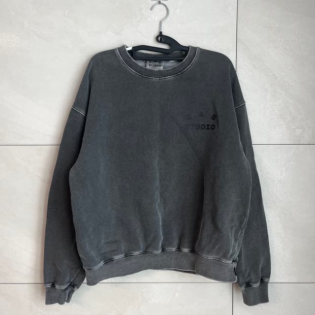 아이앱 스튜디오 피그먼트 스웨트 맨투맨 [M]