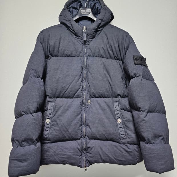 스톤아일랜드 쉐도우프로젝트 하이 덴시티 R-나일론 후드 다운 자켓