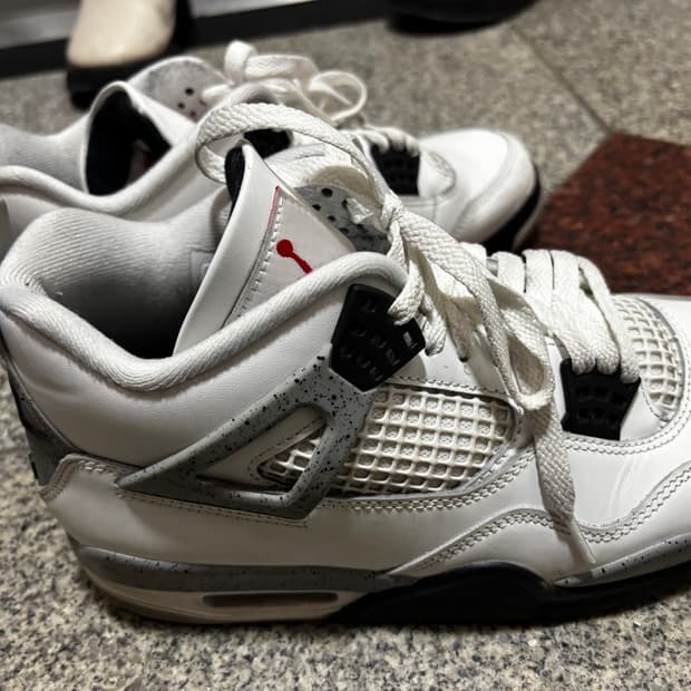 에어조던4 레트로OG 화이트270 팝니다.
