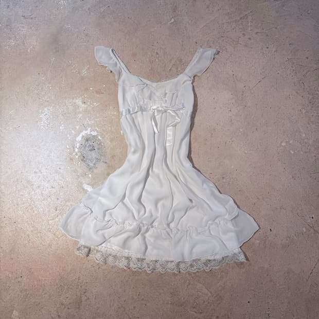 화이트 레이스 포인트 원피스