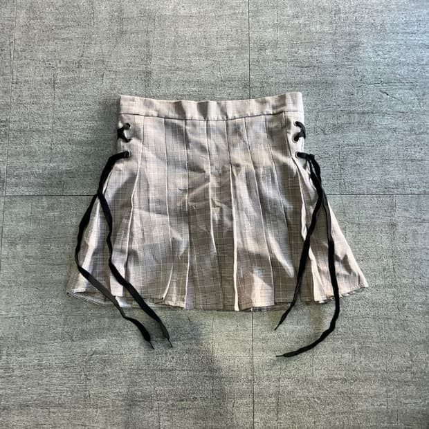 일본빈티지 핀터깔y2k 펑크갸루 사이드리본 플리츠스커트