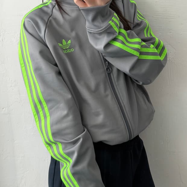 Adidas 아디다스 슈퍼스타 그레이-네온그린 컬러 트랙탑
