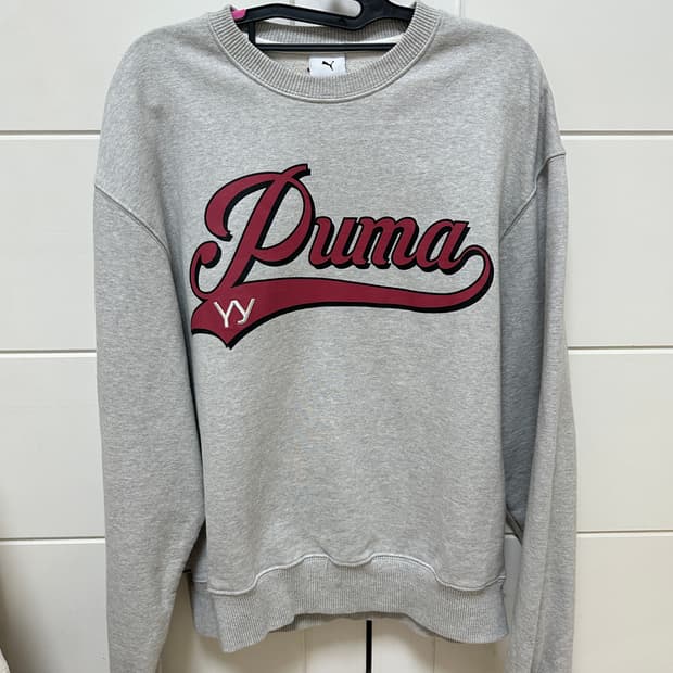 오픈와이와이 X 퓨마 맨투맨 - 애쉬그레이 색상 