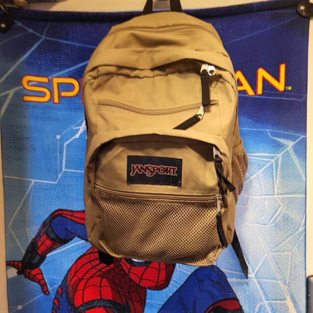 잔스포츠 백팩 베이지색 가방
