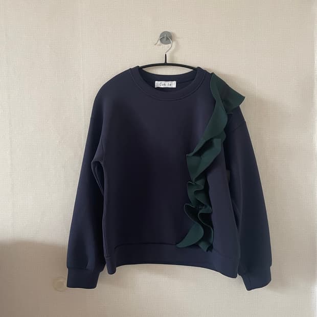 빈티지 프릴 맨투맨