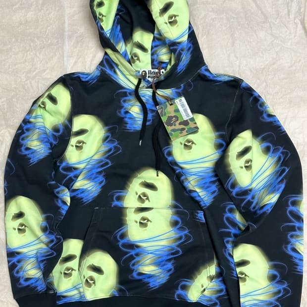 베이프 스톰 풀오버 후드티