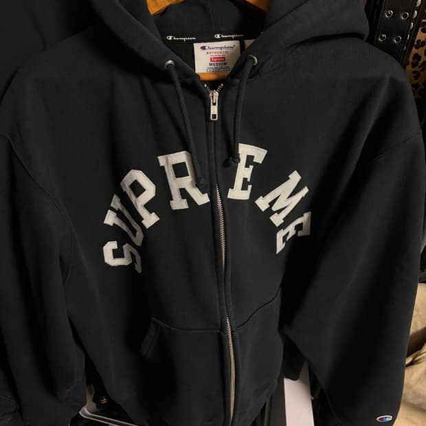 슈프림 챔피온 후드집업