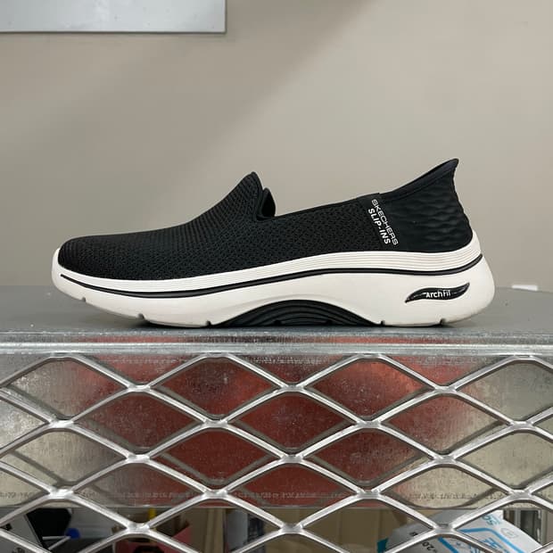 스케쳐스 고워크 아치핏 2.0 240