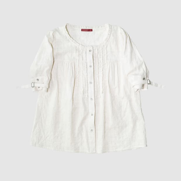 [새상품] 인앤양인하모니 모모블라우스 아이보리