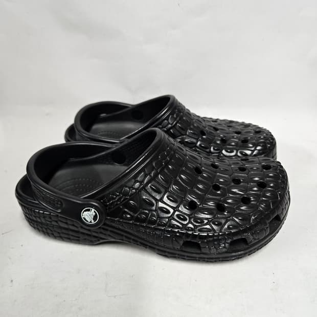 새신발)크록스  클래식 메탈릭 크록스킨 클로그 250 W8/M6