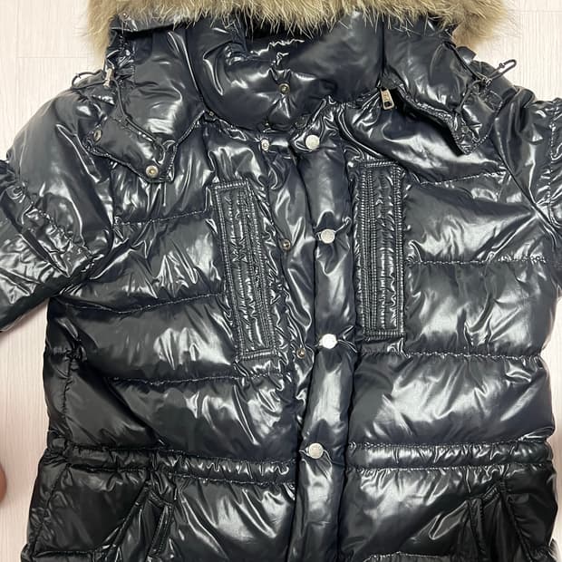 몽클레어 패딩 팝니다
