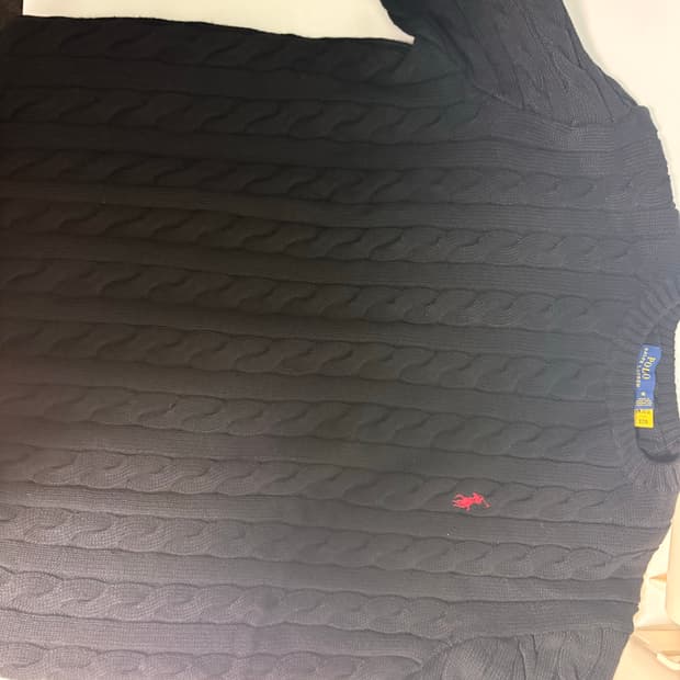 폴로 꽈배기 니트 블랙