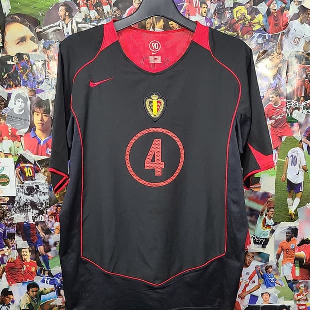 벨기에 04-06 콤파니 유니폼