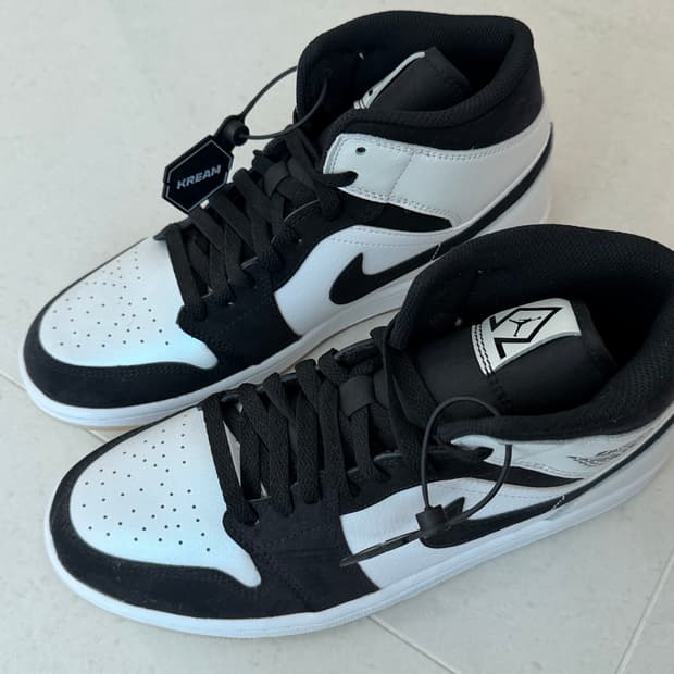 조던 1 미드 SE 다이아몬드