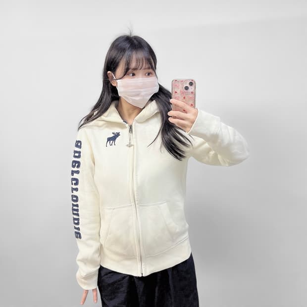 아베크롬비 레터링 로고 후드집업 아이보리