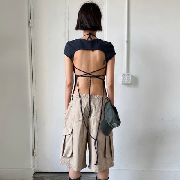 OPEN BACK CAP SLEEVE TOP ASH BLACK