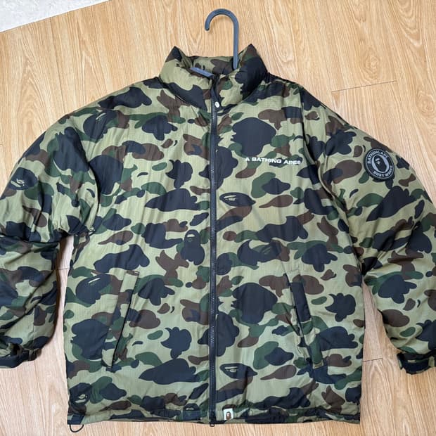 베이프 녹계 패딩