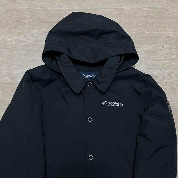 디스커버리 키즈 패치 후드 바람막이 코치자켓 [블랙] 150