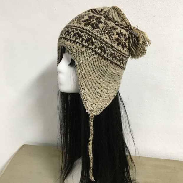  pom snow pattern knit beanie