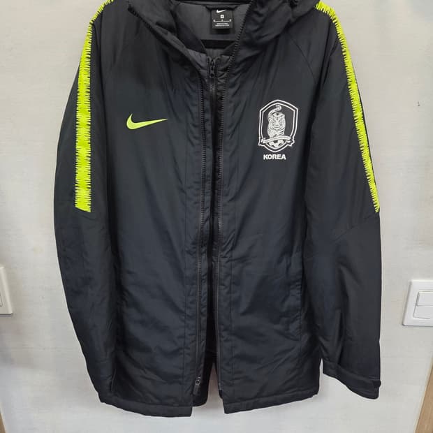 나이키 국대 18 20 패딩 필드 자켓 m