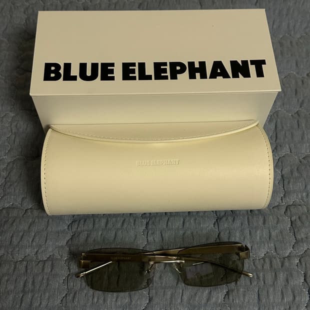 블루엘리펀트 IKER-S 그레이 틴트 선글라스 안경