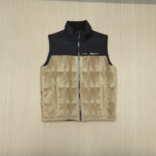 (L/100) 코오롱스포츠 구스다운 스웨이드 패딩 베스트