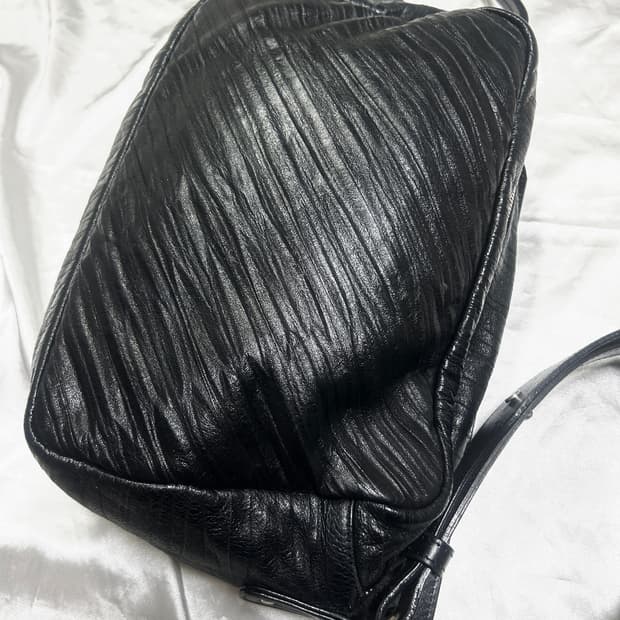 youth 유스 크리즈드 레더 백