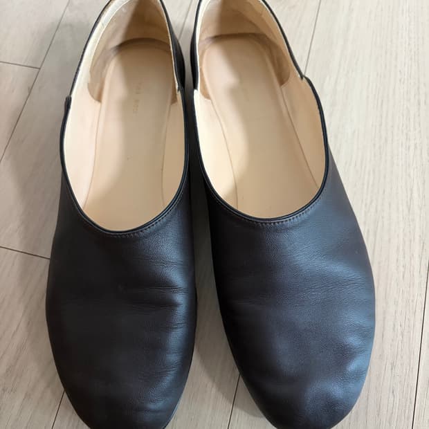 therow 더로우 로퍼 