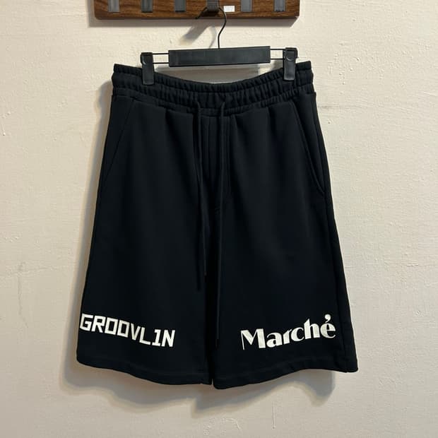 럭키마르쉐 x GROOVL1N 그래픽 프린트 블랙 쇼츠