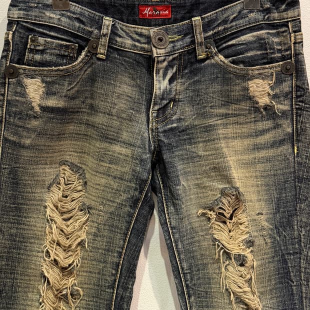 Y2K Maraxia Ripped Bootcut Jeans (30)