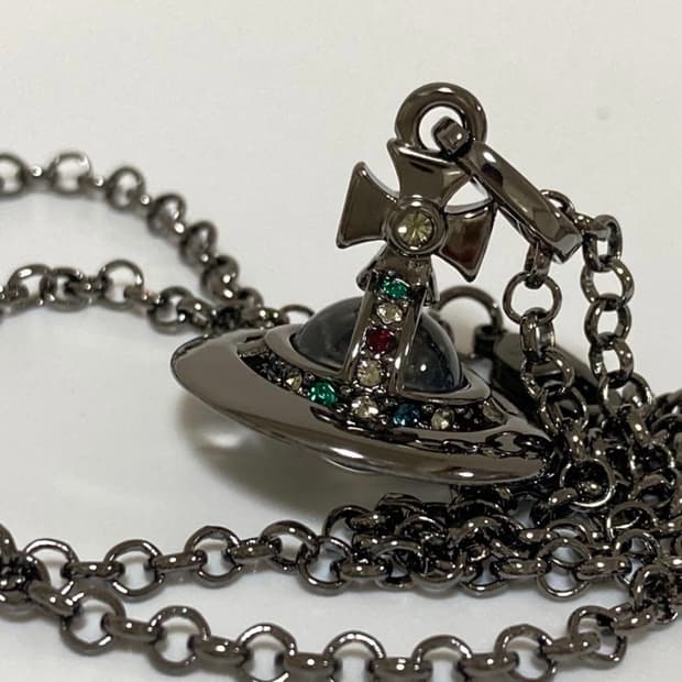 비비안 웨스트우드 실버 크리스탈 3d orb펜던트 체인 목걸이(새상품) 