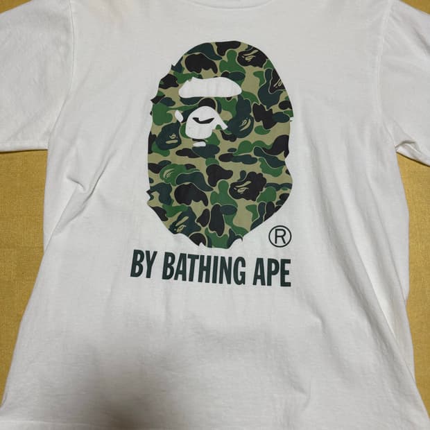 베이프 반팔티 팝니다