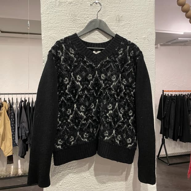 준야와타나베 자카드 니트