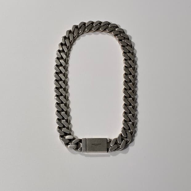 SAINT LAURENT 생로랑 실버 커브 체인 목걸이 L사이즈